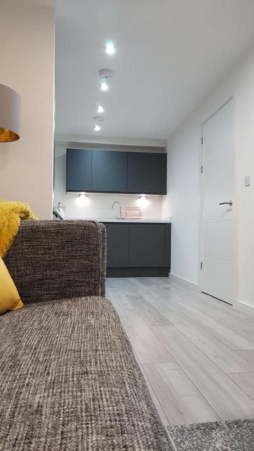 Charming 1-Bed Villa In Liverpool Exterior foto